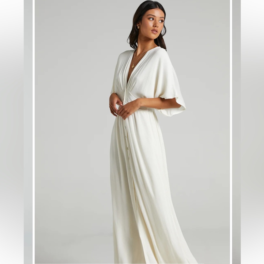 Showpo sitting pretty maxi dress Cream Draped Fabric Top size 10 new - Picture 5 of 11